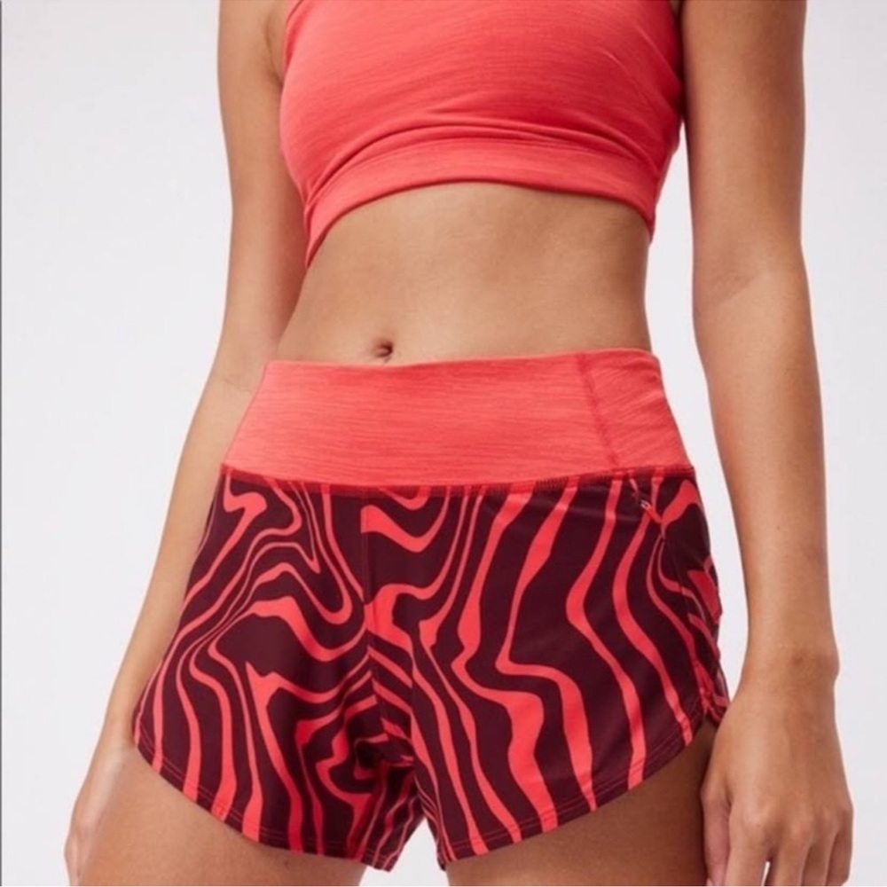 Outdoor Voices 4in Hudson Short “Poppy Swirl”